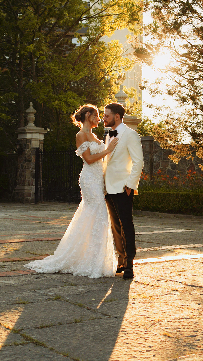 Kalinka and Adriano at their Graydon Hall Manor wedding